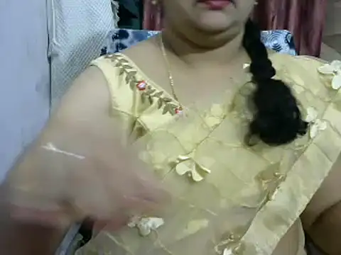 Snapshot of Naughty_Nityaa chatting on 01-29-25, 04:19 Naughty Nityaa online show from 01-29-25, 04:19