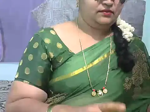 Snapshot of Naughty_Nityaa chatting on 03-04-25, 05:42 Naughty Nityaa online show from 03-04-25, 05:42