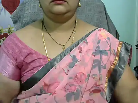 Snapshot of Naughty_Nityaa chatting on 03-14-25, 07:04 Naughty Nityaa online show from 03-14-25, 07:04