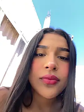Snapshot of Mariangel_11 chatting on 06-01-26, 02:41 Mariangel 11 online show from 06-01-26, 02:41