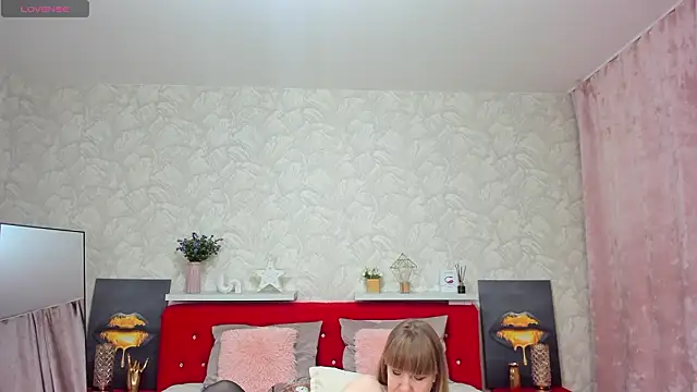 Snapshot of KattyPeachX chatting on 03-22-26, 01:09 KattyPeachX online show from 03-22-26, 01:09