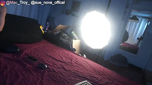 MacTroy online show from 12-03-25, 05:11