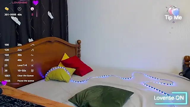 Lillianhot68 online show from 02-09-25, 11:25