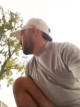 JuanZapata33 online show from 12-03-24, 05:45