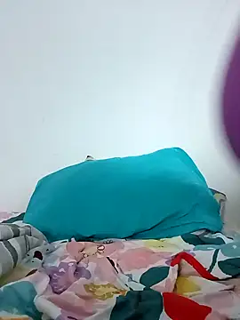 Snapshot of luna_hell chatting on 03-05-25, 02:56 luna hell online show from 03-05-25, 02:56