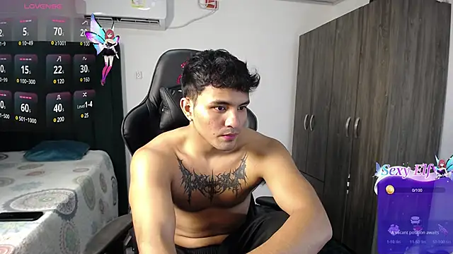 Snapshot of man_dur07 chatting on 12-30-24, 10:01 man dur07 online show from 12-30-24, 10:01