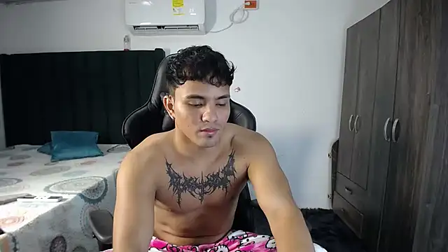 Snapshot of man_dur07 chatting on 01-31-25, 09:26 man dur07 online show from 01-31-25, 09:26