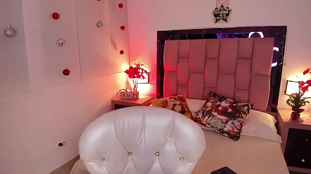 Snapshot of Valery_wang chatting on 12-06-24, 10:19 Valery wang online show from 12-06-24, 10:19