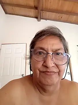 florecita69 online show from 11-04-25, 02:16