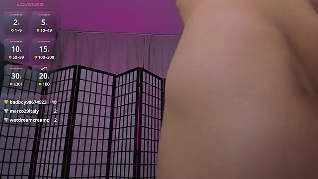 Snapshot of SinCityLiz chatting on 01-14-25, 08:26 SinCityLiz online show from 01-14-25, 08:26