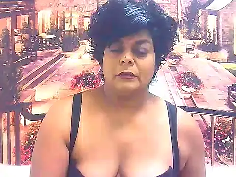 Snapshot of indianCherryPie chatting on 01-23-25, 12:04 indianCherryPie online show from 01-23-25, 12:04