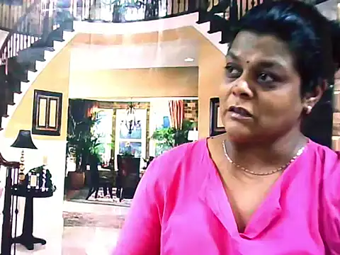Snapshot of indianCherryPie chatting on 09-30-25, 05:45 indianCherryPie online show from 09-30-25, 05:45