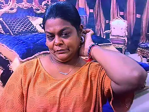 indianCherryPie online show from 02-25-26, 05:17