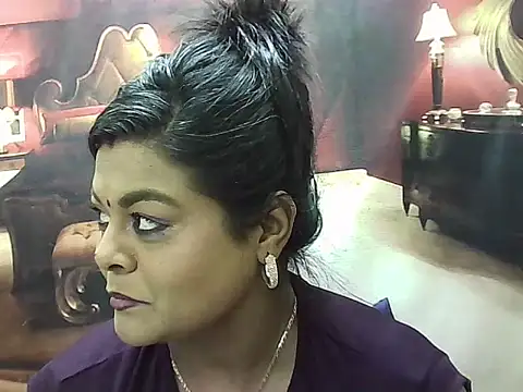 Snapshot of indianCherryPie chatting on 06-06-26, 05:34 indianCherryPie online show from 06-06-26, 05:34