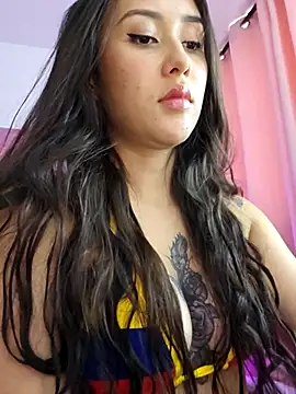 Snapshot of Selena_blake chatting on 06-27-26, 10:04 Selena blake online show from 06-27-26, 10:04