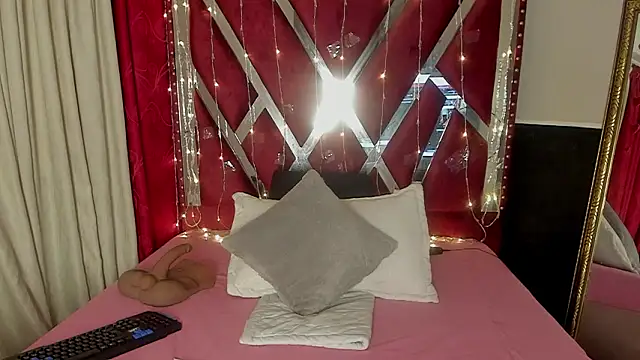 MicaelaHot  online show from 03-10-26, 03:44