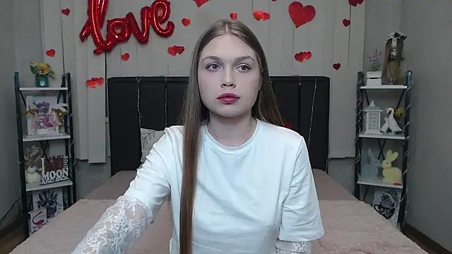 LaraPika online show from 03-09-26, 06:01