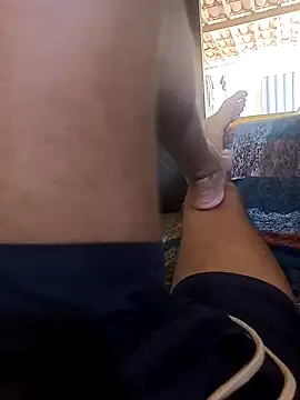 Snapshot of 1995eduardo chatting on 02-20-25, 05:07 1995eduardo online show from 02-20-25, 05:07