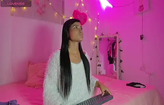 catalina and roger online show from 02-22-25, 03:12