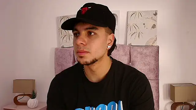 Amadeo Wild online show from 02-08-25, 03:00