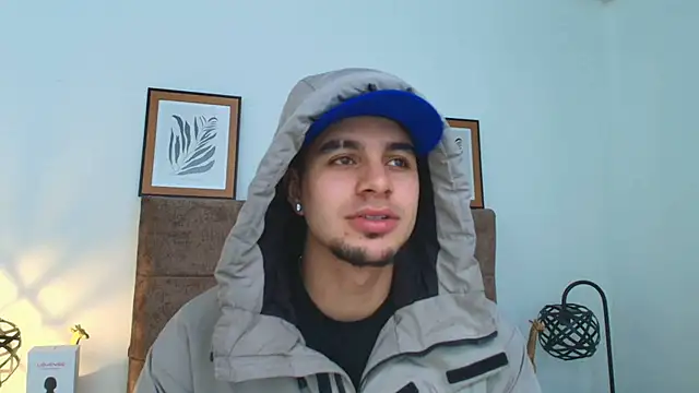 Amadeo Wild online show from 02-12-25, 03:49