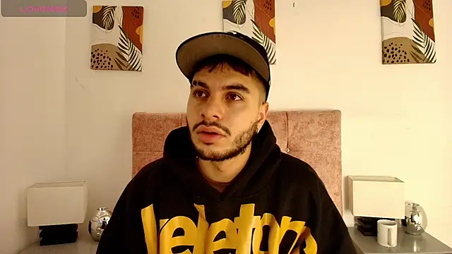 Amadeo Wild online show from 03-30-26, 02:29