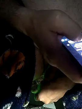 Leocesar37 online show from 02-10-26, 06:06