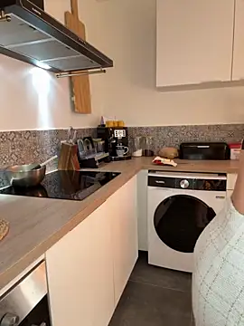 lola tentatiion online show from 11-04-25, 08:24