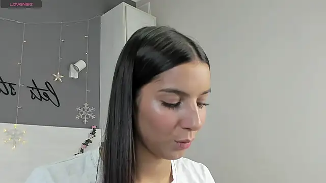 Maria  Candy online show from 11-30-25, 05:44