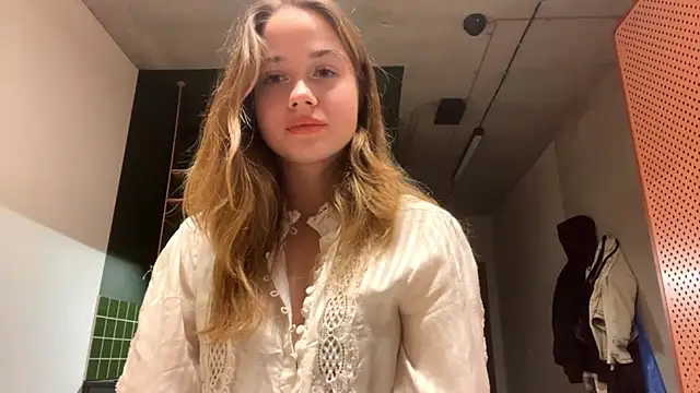 Celeste Glow online show from 12-03-24, 12:02