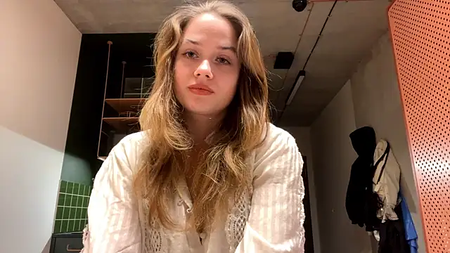 Celeste Glow online show from 12-09-24, 11:24