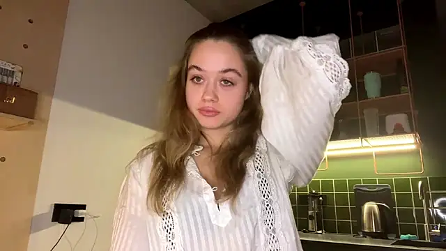 Celeste Glow online show from 12-11-24, 08:18