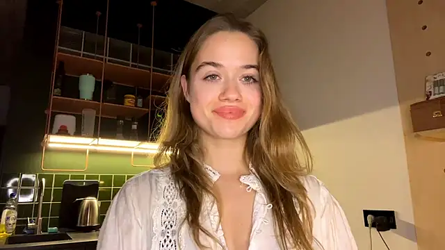 Celeste Glow online show from 12-15-24, 11:20