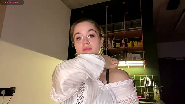 Celeste Glow online show from 02-21-25, 11:21