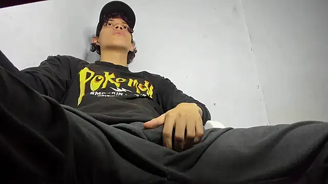 lax777  online show from 10-27-25, 10:58