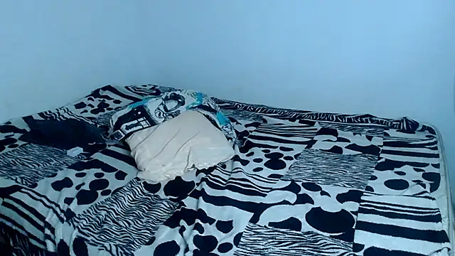 Snapshot of freddy_romas chatting on 02-25-25, 12:58 freddy romas online show from 02-25-25, 12:58
