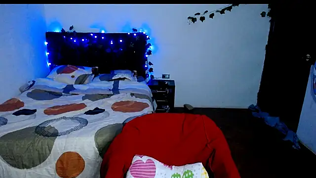 Snapshot of freddy_romas chatting on 09-13-25, 01:49 freddy romas online show from 09-13-25, 01:49