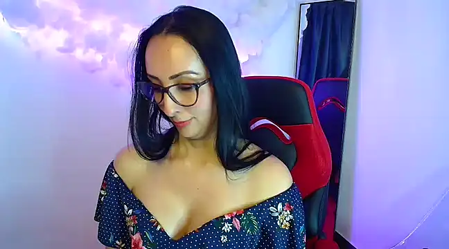 Snapshot of yaralyminjo2 chatting on 12-03-24, 05:12 yaralyminjo2 online show from 12-03-24, 05:12