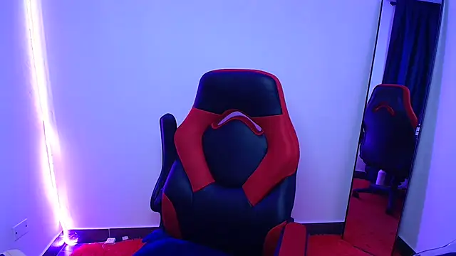 Snapshot of yaralyminjo2 chatting on 02-28-25, 04:42 yaralyminjo2 online show from 02-28-25, 04:42