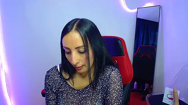 Snapshot of yaralyminjo2 chatting on 03-06-25, 01:46 yaralyminjo2 online show from 03-06-25, 01:46