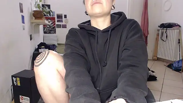 kinkyspirali online show from 03-16-25, 09:37