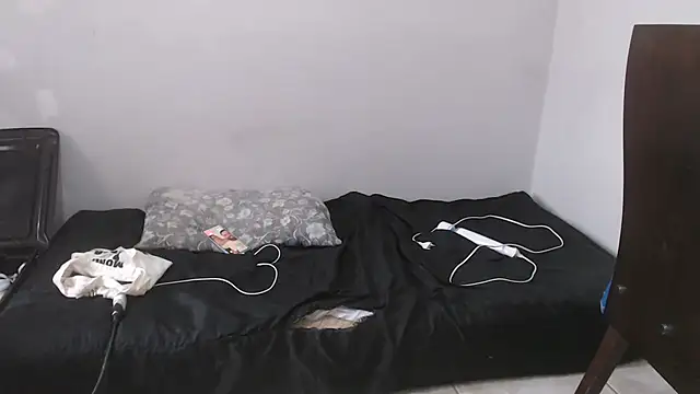 RevnaWalter online show from 02-19-25, 05:49