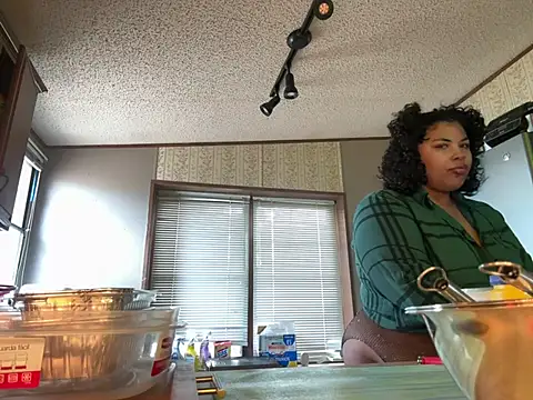 Snapshot of TheeGoddessAset chatting on 03-17-25, 11:54 TheeGoddessAset online show from 03-17-25, 11:54