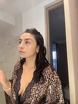 Snapshot of Gia_Ferh chatting on 06-23-26, 11:25 Gia Ferh online show from 06-23-26, 11:25