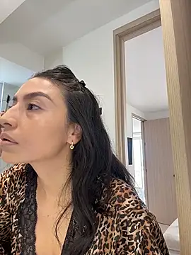 Snapshot of Gia_Ferh chatting on 07-11-26, 04:43 Gia Ferh online show from 07-11-26, 04:43