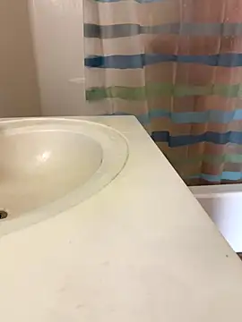 Snapshot of Mingtian4117 chatting on 12-15-25, 01:59 Mingtian4117 online show from 12-15-25, 01:59