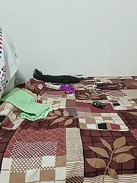 Snapshot of Saroj-Shah chatting on 06-20-26, 06:27 Saroj-Shah online show from 06-20-26, 06:27