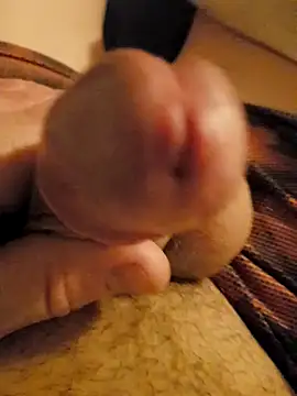 Snapshot of anderssonskuk chatting on 03-22-25, 08:48 anderssonskuk online show from 03-22-25, 08:48