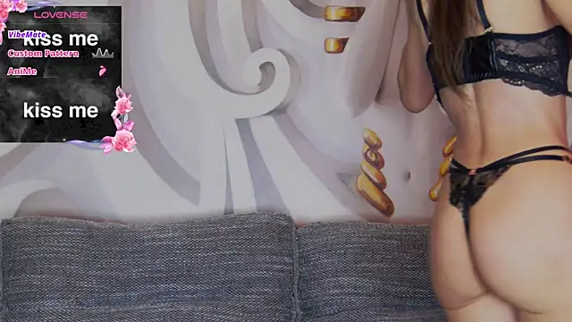 hailey peach online show from 09-13-25, 05:35