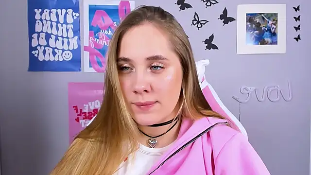 Snapshot of MiaMilas chatting on 01-23-25, 03:05 MiaMilas online show from 01-23-25, 03:05